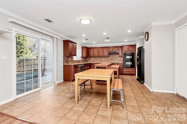 15611 Normans Landing Drive, Charlotte, NC 28273