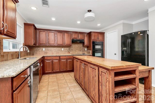 15611 Normans Landing Drive, Charlotte, NC 28273