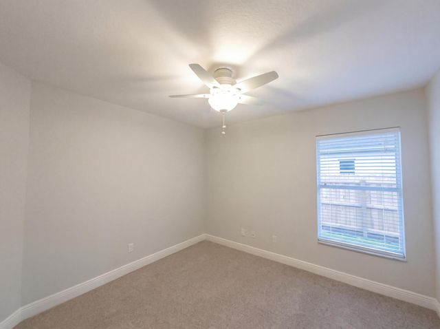 5864 NW Hann Drive, Port St Lucie, FL 34986