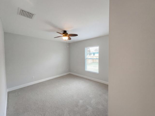 5864 NW Hann Drive, Port St Lucie, FL 34986