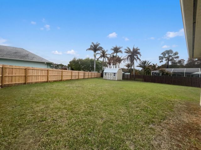 5864 NW Hann Drive, Port St Lucie, FL 34986