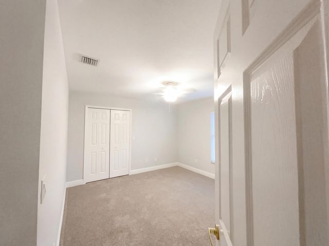 5864 NW Hann Drive, Port St Lucie, FL 34986