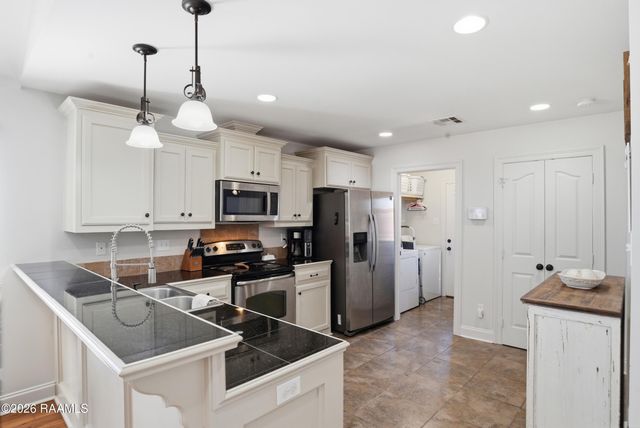 103 Acacia Lane, Abbeville, LA 70510