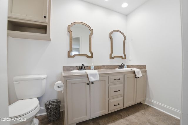 103 Acacia Lane, Abbeville, LA 70510