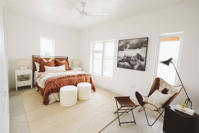 4 Shilo CIR, Wimberley, TX 78676