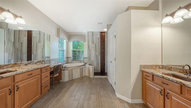 6148 PALOMINO CIRCLE, Bradenton, FL 34201