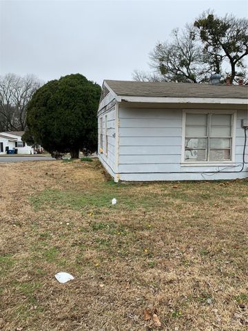 12 and 12 B Pershing Drive A, Denison, TX 75020