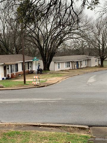 12 and 12 B Pershing Drive A, Denison, TX 75020