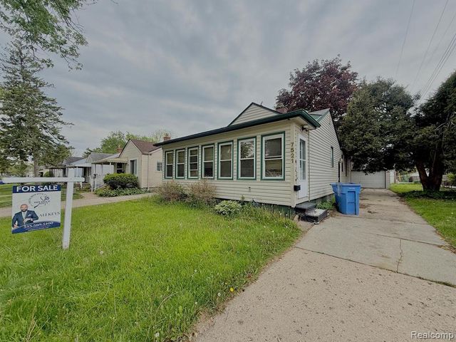 7521 N Silvery Lane, Dearborn Heights, MI 48127