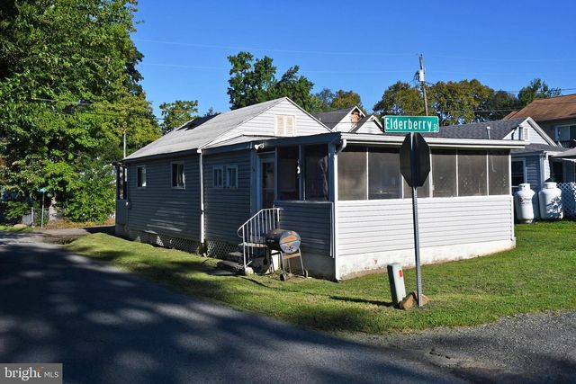 2 GLENWOOD ST, Earleville, MD 21919