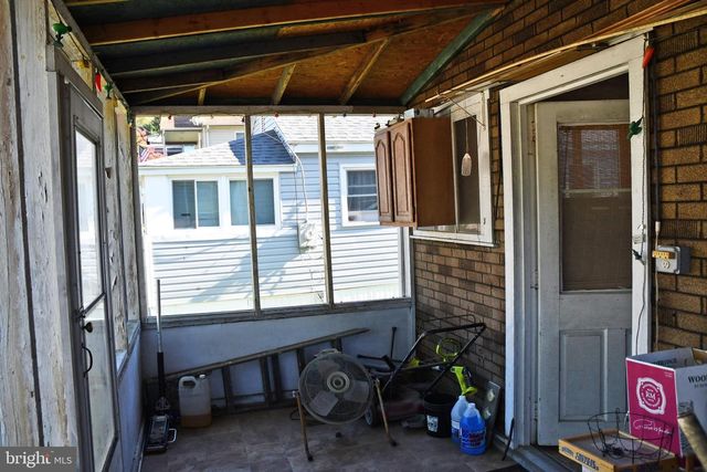 2 GLENWOOD ST, Earleville, MD 21919