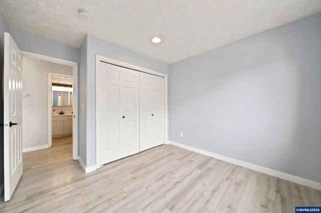 1475 Orchardview Dr NW, Salem, OR 97304