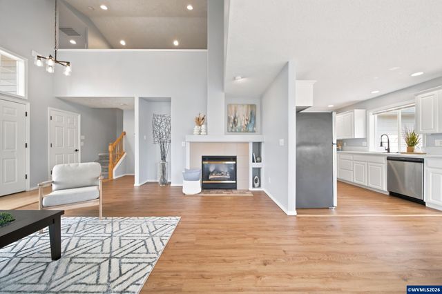 1475 Orchardview Dr NW, Salem, OR 97304
