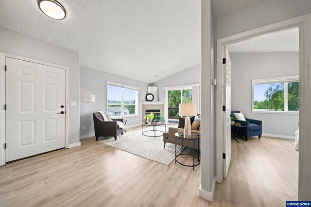1475 Orchardview Dr NW, Salem, OR 97304