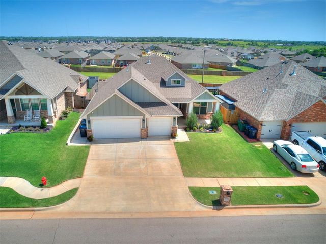 9332 SW 44th Terrace, Oklahoma City, OK 73179