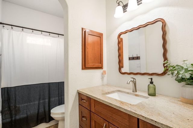 5936 Mesa Vista Trail NW, Albuquerque, NM 87120