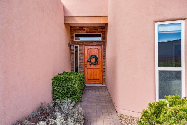 5936 Mesa Vista Trail NW, Albuquerque, NM 87120