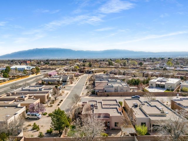 5936 Mesa Vista Trail NW, Albuquerque, NM 87120