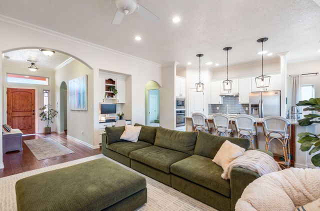 5936 Mesa Vista Trail NW, Albuquerque, NM 87120