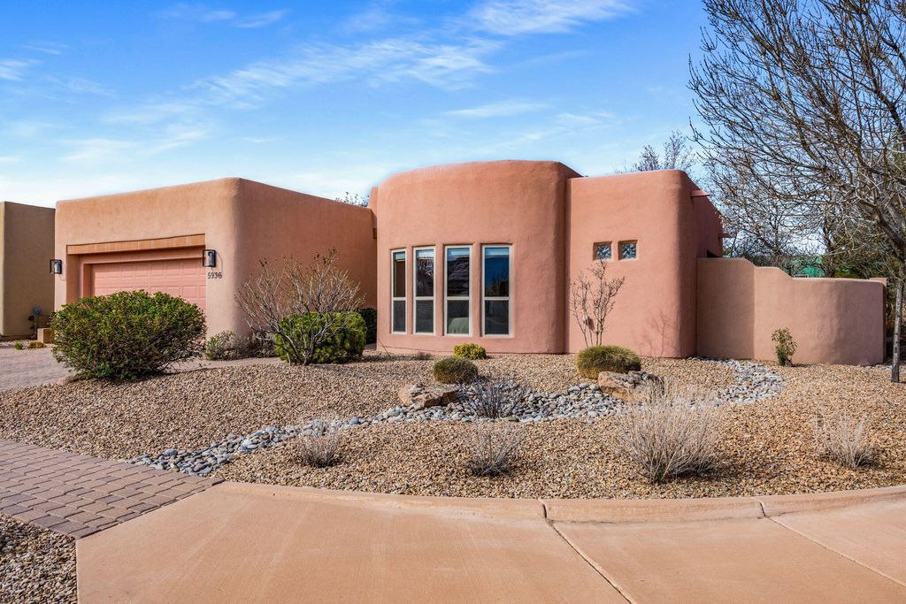 5936 Mesa Vista Trail NW, Albuquerque, NM 87120