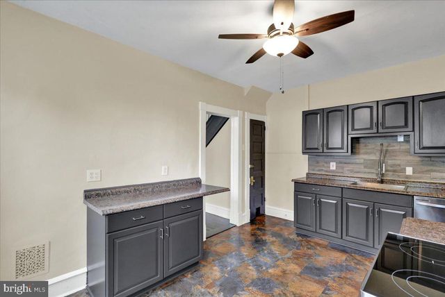 707 OLEY ST, Reading, PA 19610