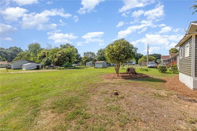 303 Foy Avenue, Lexington, NC 27292