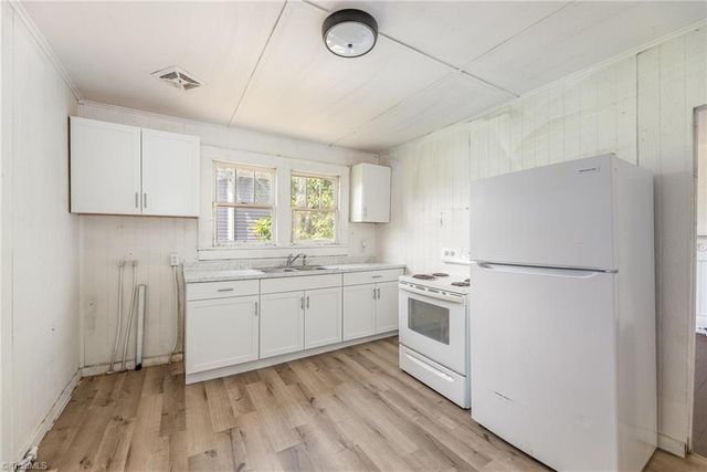 303 Foy Avenue, Lexington, NC 27292