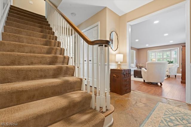 37 Meadowcrest Drive, Parkersburg, WV 26104