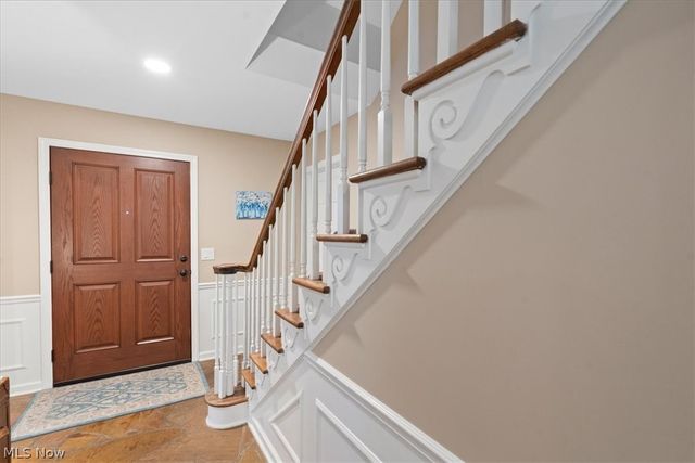 37 Meadowcrest Drive, Parkersburg, WV 26104