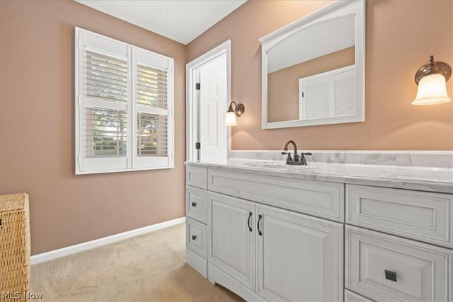 37 Meadowcrest Drive, Parkersburg, WV 26104