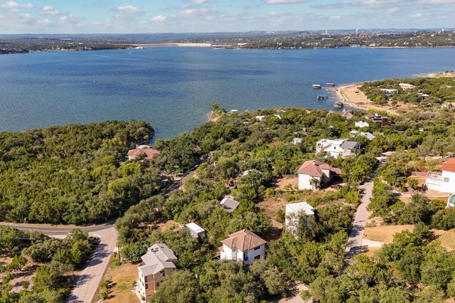 13803 Lakeview DR, Austin, TX 78732