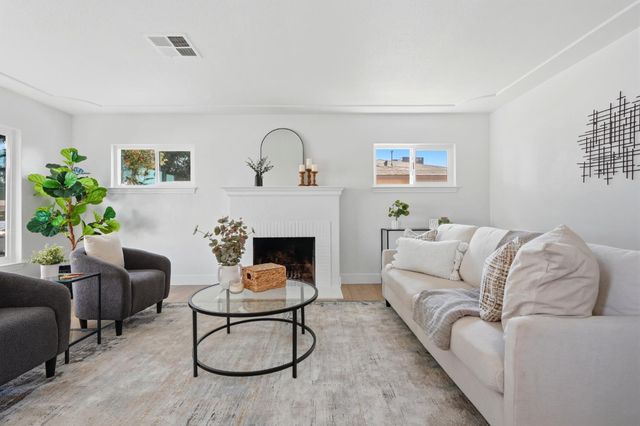 3743 N Fresno Street, Fresno, CA 93726