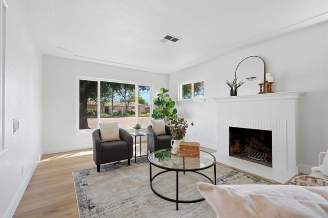 3743 N Fresno Street, Fresno, CA 93726