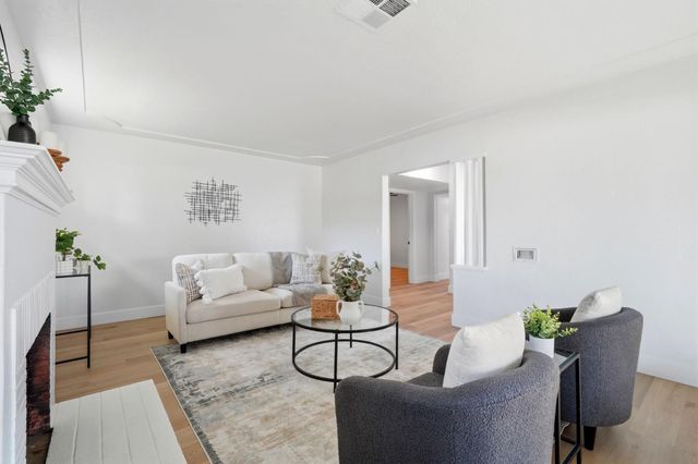 3743 N Fresno Street, Fresno, CA 93726