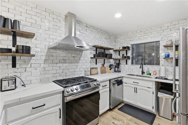 42677 Alta Vista Avenue, Big Bear Lake, CA 92315