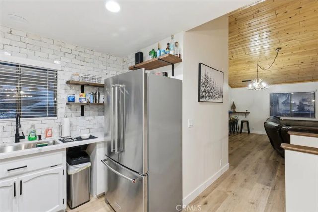 42677 Alta Vista Avenue, Big Bear Lake, CA 92315