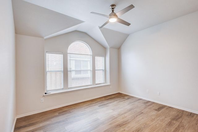 512 Wentworth Drive, Mckinney, TX 75072