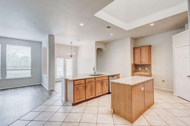 512 Wentworth Drive, Mckinney, TX 75072