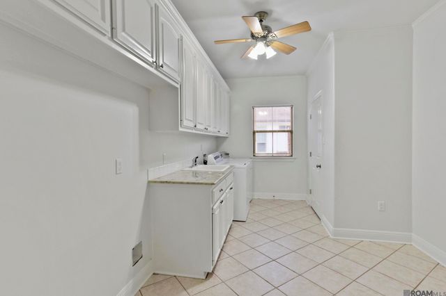 37237 Lakeshore Ave, Prairieville, LA 70769