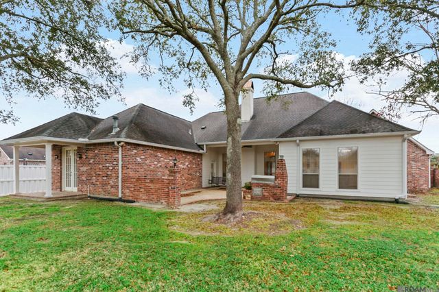 37237 Lakeshore Ave, Prairieville, LA 70769