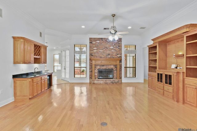 37237 Lakeshore Ave, Prairieville, LA 70769