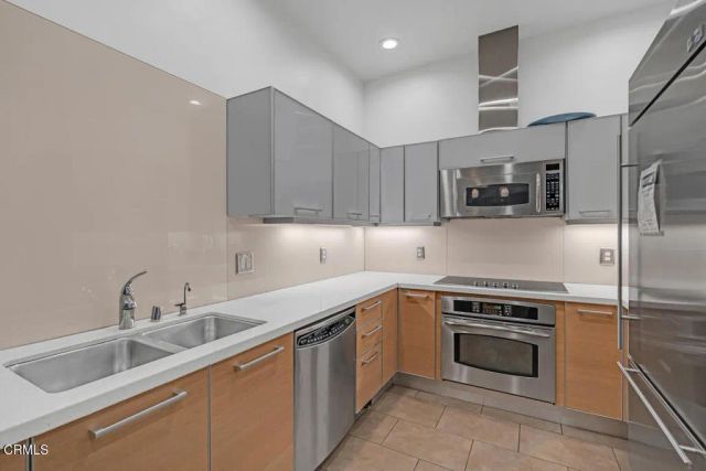 801 S Grand Avenue 1710, Los Angeles, CA 90017