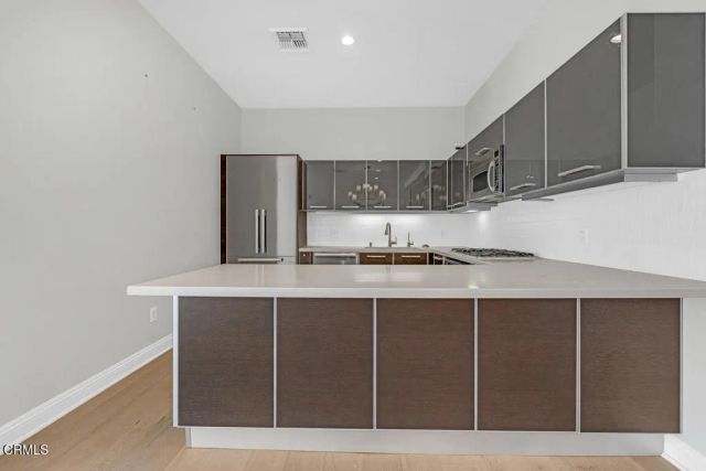 801 S Grand Avenue 1710, Los Angeles, CA 90017