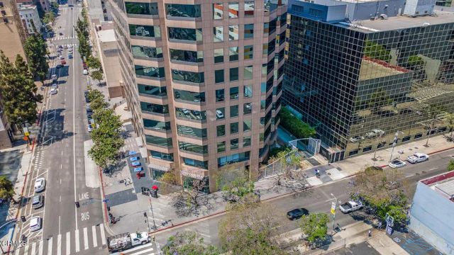 801 S Grand Avenue 1710, Los Angeles, CA 90017