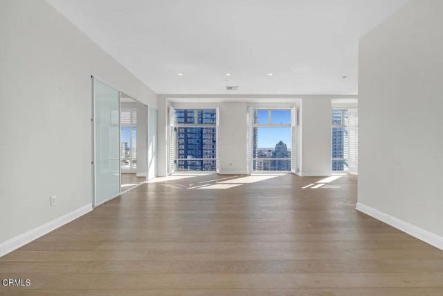 801 S Grand Avenue 1710, Los Angeles, CA 90017