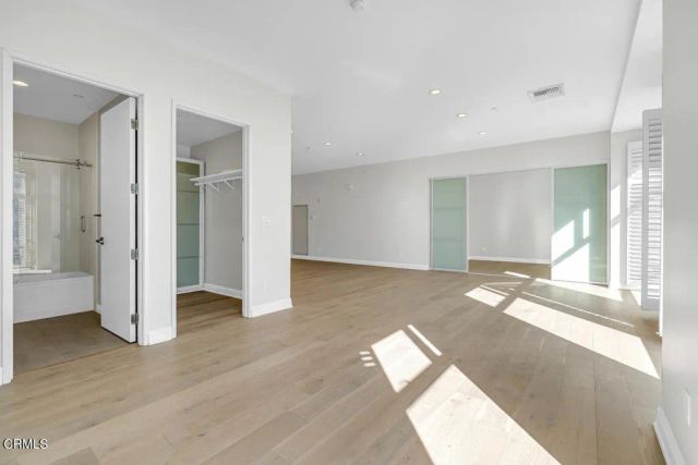 801 S Grand Avenue 1710, Los Angeles, CA 90017