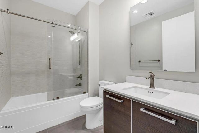 801 S Grand Avenue 1710, Los Angeles, CA 90017