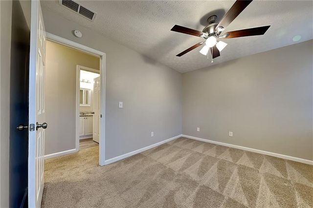 1664 Summit Place Way, Loganville, GA 30052