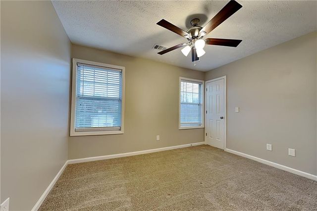 1664 Summit Place Way, Loganville, GA 30052