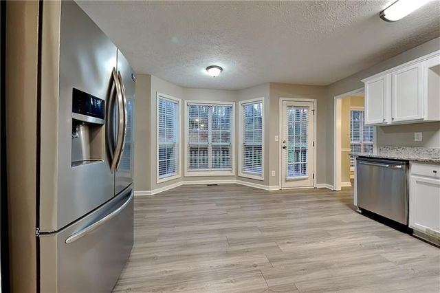 1664 Summit Place Way, Loganville, GA 30052